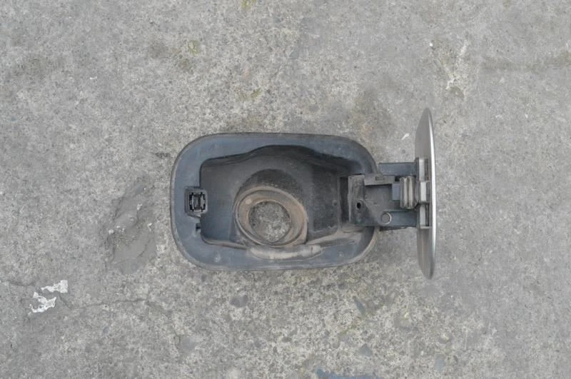 Land Rover LR4 2010 2011 2012 2013 2014 2015 16 tapa de puerta de llenado de combustible (arañazada) Foto 2 de 4