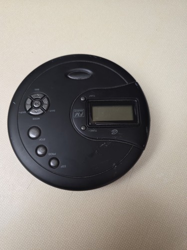 GPX Portable CD Player with FM Radio PC332B -TESTED VTG E