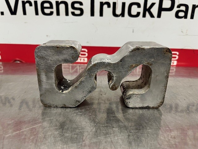 Freightliner M2 40mm x 76.2mm x 150mm Front Axle Spacer 16