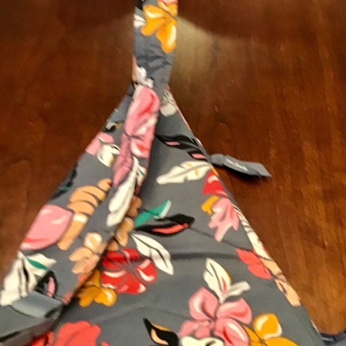 Vera Bradley Tropical Paradise Bird and Flowers Sling Bag Backpack Crossbody - Picture 7 of 10