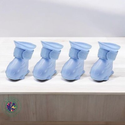 Waterproof Anti-Slip Dog Paw Protectors with Adhesive Straps for All Breeds - M