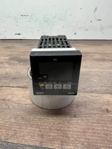 Omron E5CK Temperature Controller E5CK-AA1-500