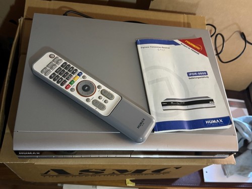 Humax Digital Festplatten Receiver IPDR - 9800 mit Fernbedienung & BA - Bild 2 von 3