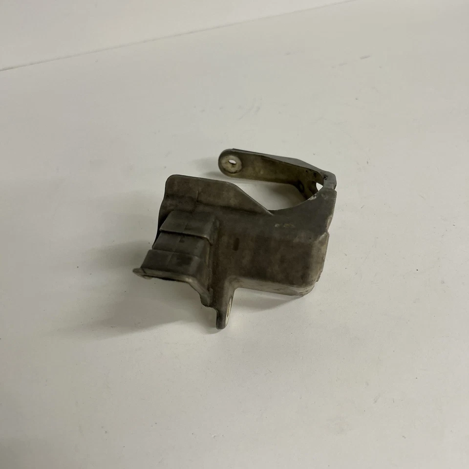 92 1992 KAWASAKI KX125 KX 125 PINZA FRENO TRASERO PROTECTOR CUBIERTA PROTECTOR PLÁSTICO  Foto 2 de 3