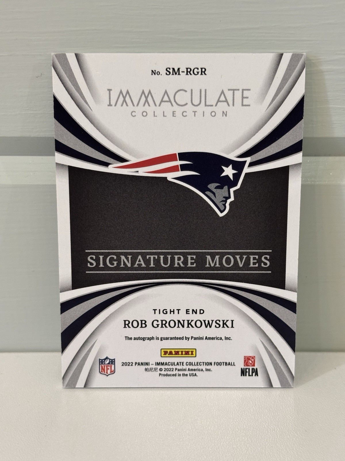 2022 Immaculate Rob Gronkowski Signature Moves Auto /25 #SM-RGR ‘Gronk Spike’  view 3