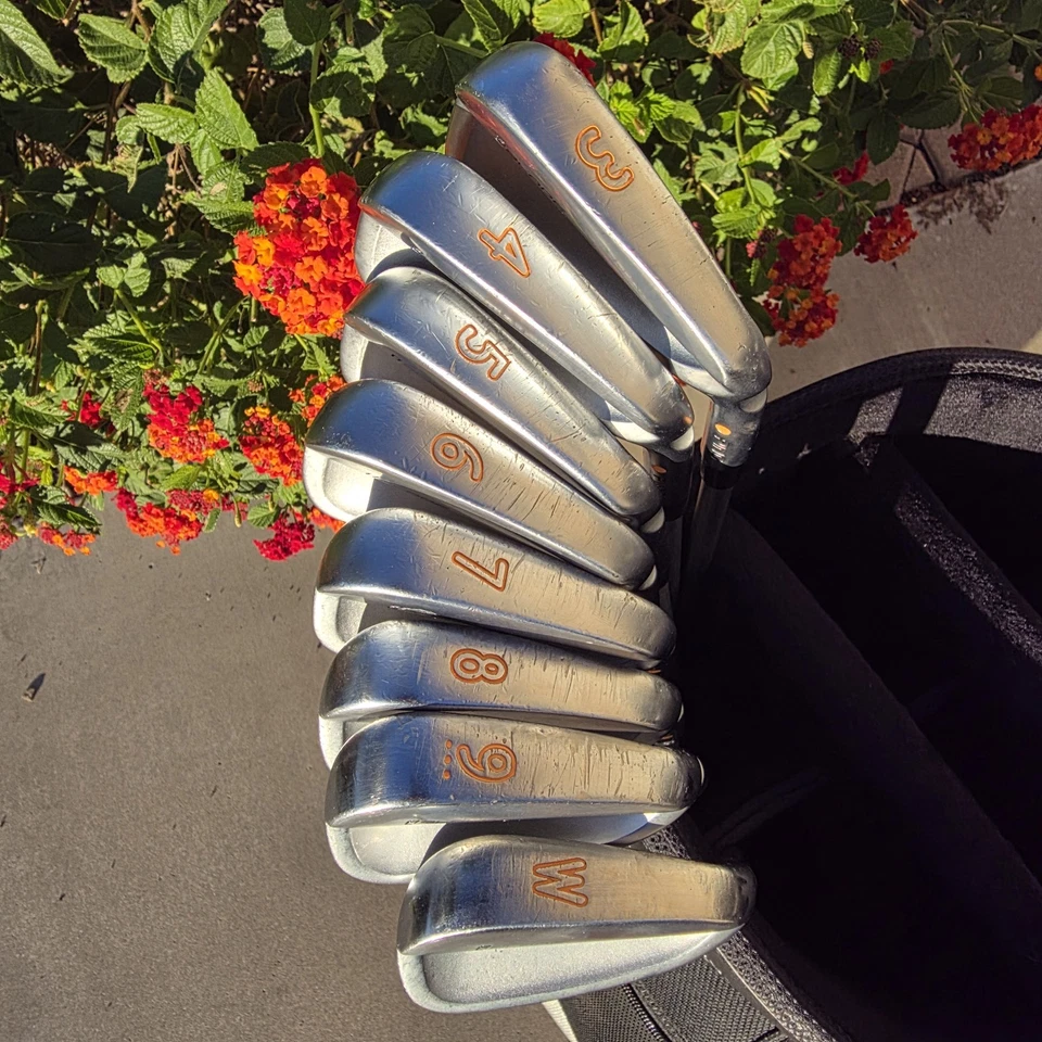 Juego de hierros Ping iBlade 3-PW punto naranja KBS Tour 125 rígido + más varillas de grafito Foto 2 de 4