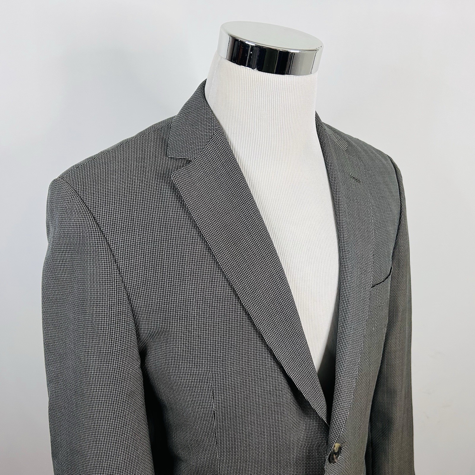 Hugo Boss 40S Pasolini1 Sport Coat Guabello Wool Beige Knit Two Button Vented
