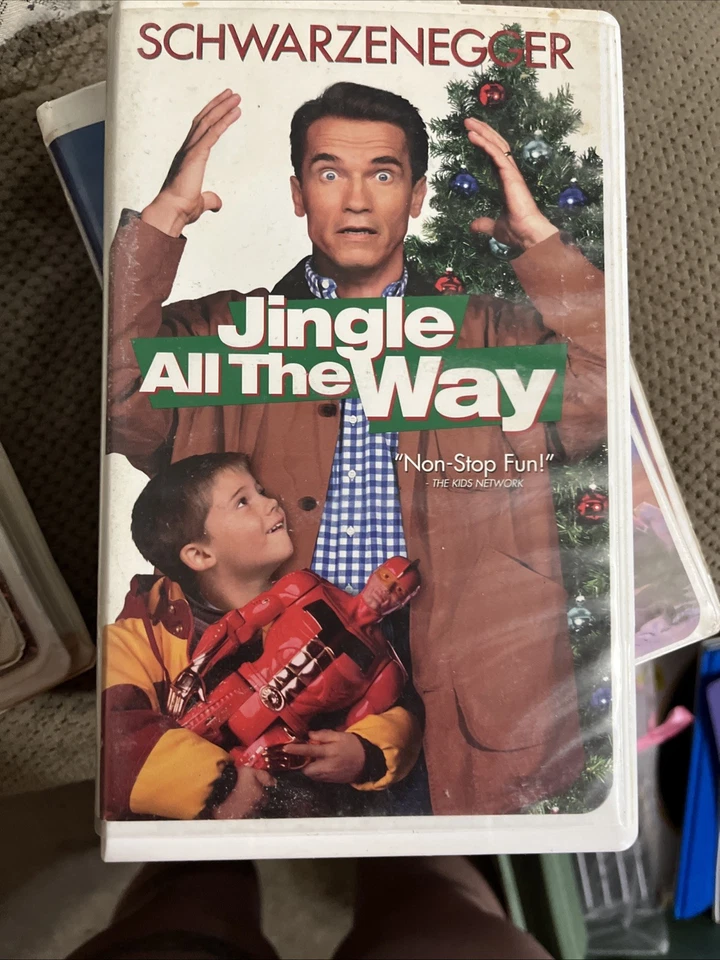 Комплект видеокассет Walt Disney Robin Williams Arnold Schwarzenegger - Изображение 4 из 4