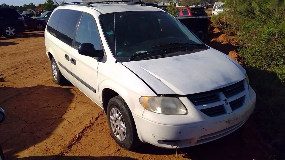 Tercera luz de freno de montaje alto para Dodge Caravan 04-07 OEM Foto 3 de 4