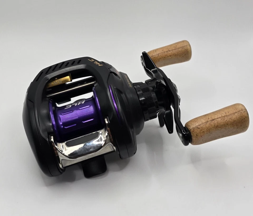 Daiwa Zillion TW HLC 1514 SH Baitcast Reel Right Hand from Japan - image 2 of 4