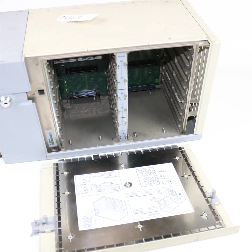 Sun 599-2261-01 711 Ultra SCSI 80 Pin 6-Bay External Hard Drive Enclosure - Image 3 of 4