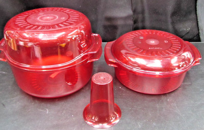 5 piece Tupperware 1Qt/1L Microwaveable stack cooker slotted bowl