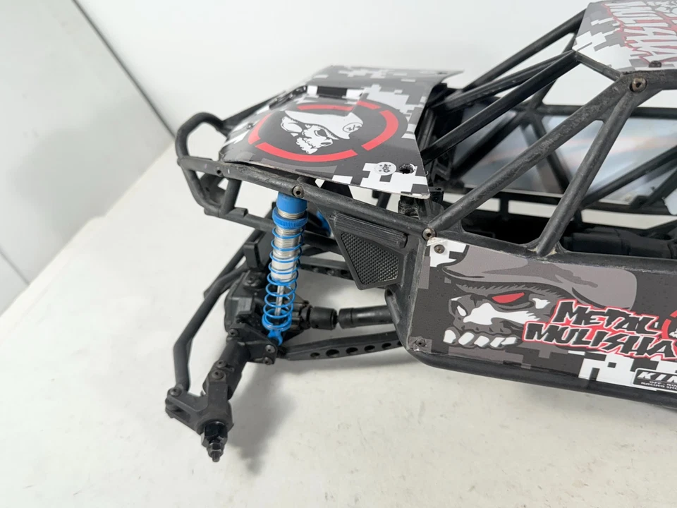 Rare Used Axial RR10 Bomber 4WD 1/10 Rock Racer Roller Slider Chassis - Image 4 of 4