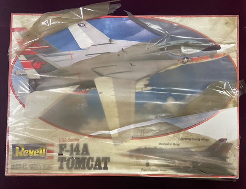 F-14A Tomcat - 1/32 Scale Unassembled Aircraft Kit#84712 - NIB/Sealed - 第 1/7 張圖片