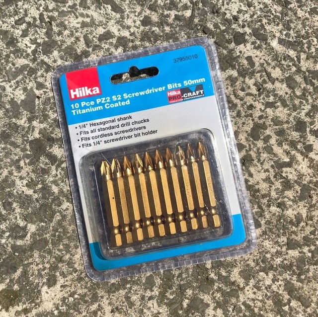 Hilka Tools 10 and 5 Pozi 2 Titanium Coated Pz2 S2 Steel Screwdriver Bits 50mm