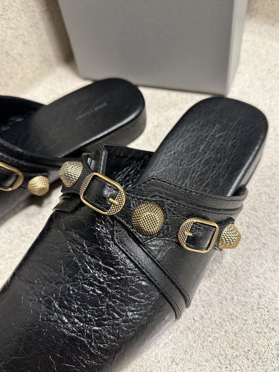 Balenciaga Cosy Cagole Mule. Size IT 39. New With Box Balenciaga Cosy Cagole Mule. Size IT 39. New With Box