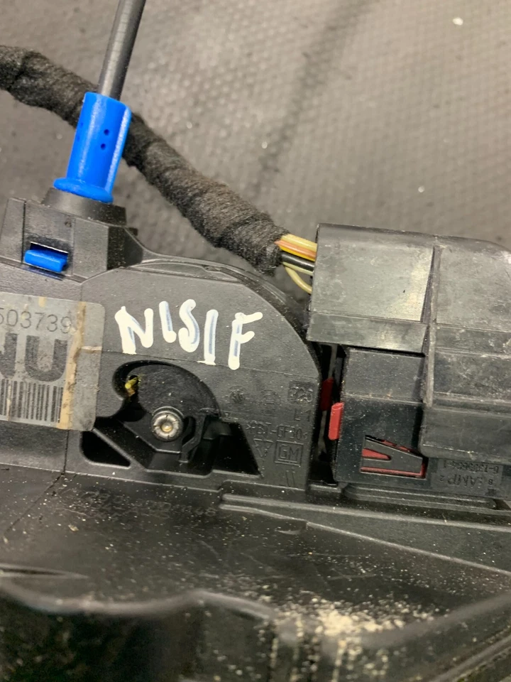 Chevrolet Orlando 2013 bloqueo de puerta delantera lado del pasajero 13503739 #2 Foto 3 de 4