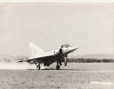 MIRAGE III A 01 MACH 2 DASSAULT AVION DE CHASSE AVIATION AERONAUTIQUE 24 x 18 cm