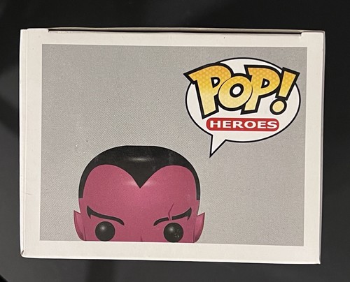 SINESTRO 12 Funko Pop Green Lantern Excellent w/ Soft Protector Vinyl Figure - Picture 5 of 6