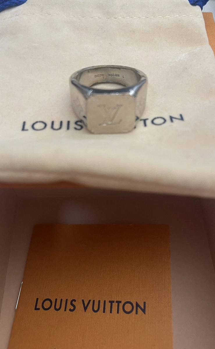 Louis Vuitton Ring Monogram Signet Ring Size: Large 9 3/4 Box &Dust  Bag. As Is