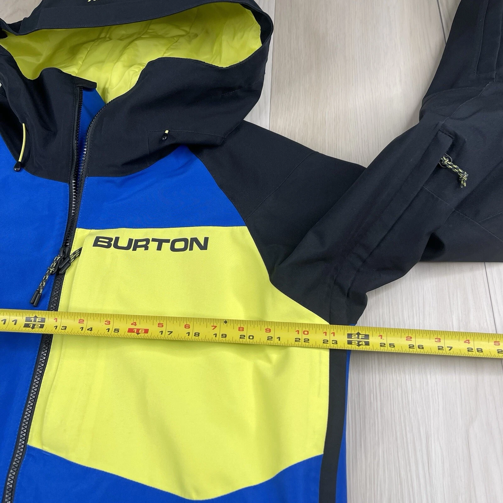 burton radial gore-tex snowboard jacket