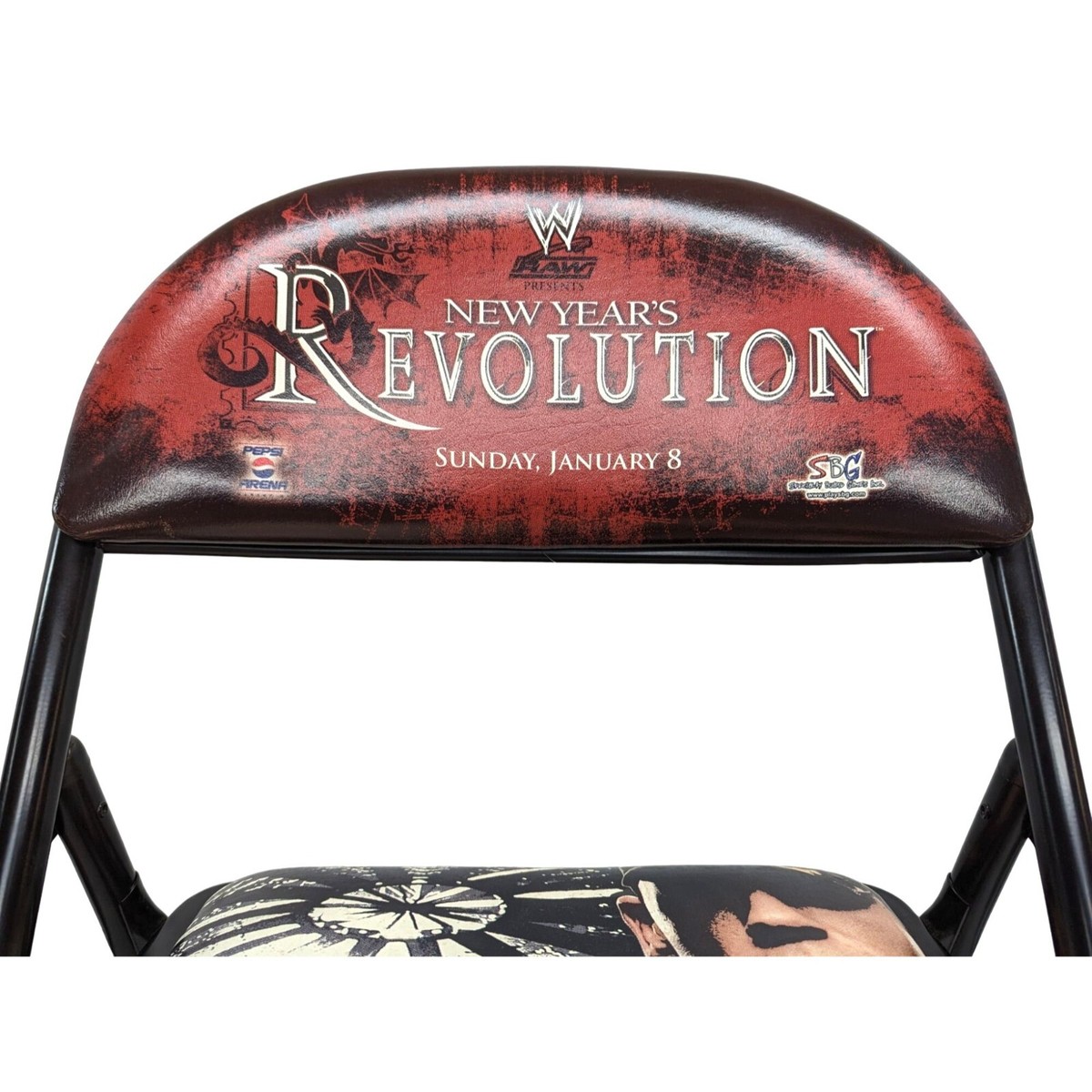 Jon Moxley（ジョン・モクスリー）折りたたみチェア ＷＷE CHAIR aew4672-1.png