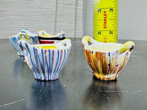 Set Of 4 Late 20th Century Italian Ceramic Egg Cups - Embossed ITALY - Picture 4 of 15