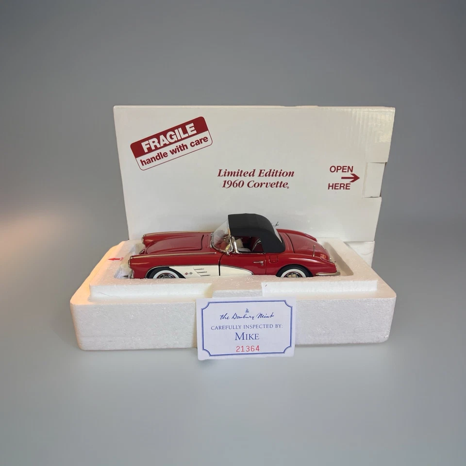 Danbury como nuevo edición limitada, modelo Corvette 1960 Foto 2 de 4