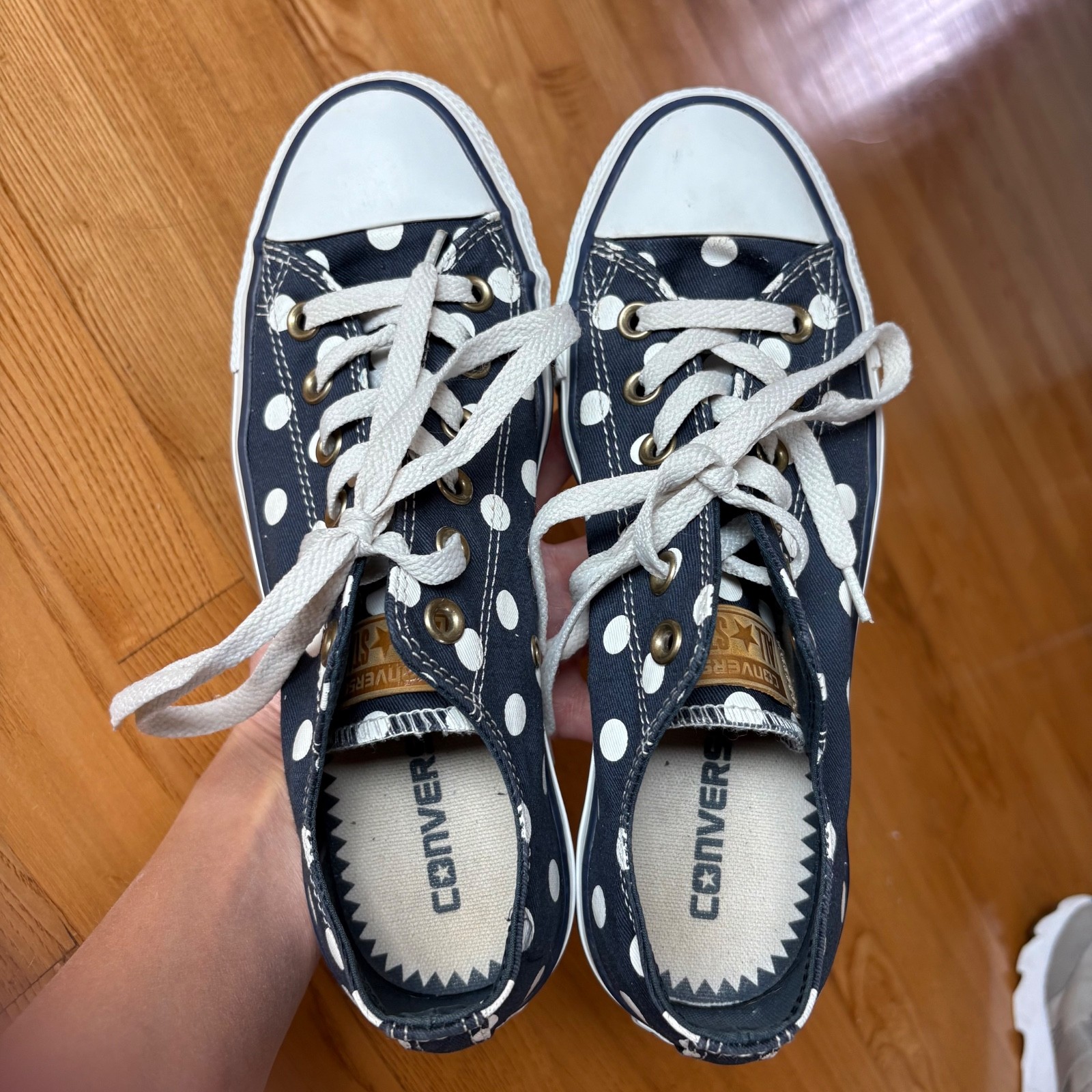 Converse Polka Dot Sneakers Low Top Shoes Trainers Navy White Womens Size 8 thumbnail 3