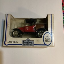 Ertl 1918 Runabout Barrel Bank Die Cast Metal True Value Ford Car