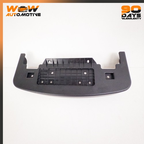 Maserati GranTurismo 2008-2019 Front Right Lower Bracket cover Photo - $59