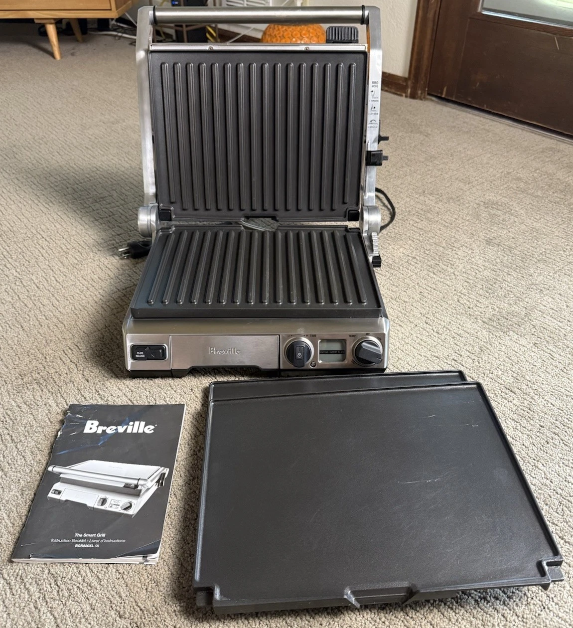 Breville Smart Grill 1800W Sandwich Press Panini Griddle BGR820XL /A w Extras