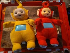 Teletubbies Playskool 1998 Plush Po Laa-Laa 12Inch Vintage Doll Lot