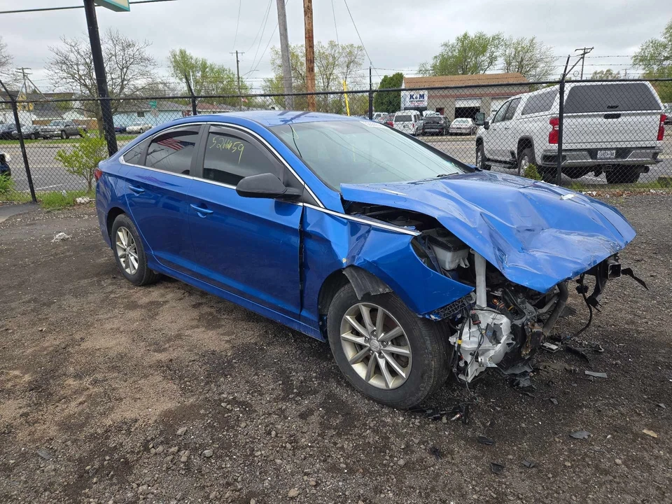 Eje de transmisión delantero izquierdo usado se adapta a: Hyundai Sonata 2018 delantero 2,4 L VIN F 8º Foto 2 de 4