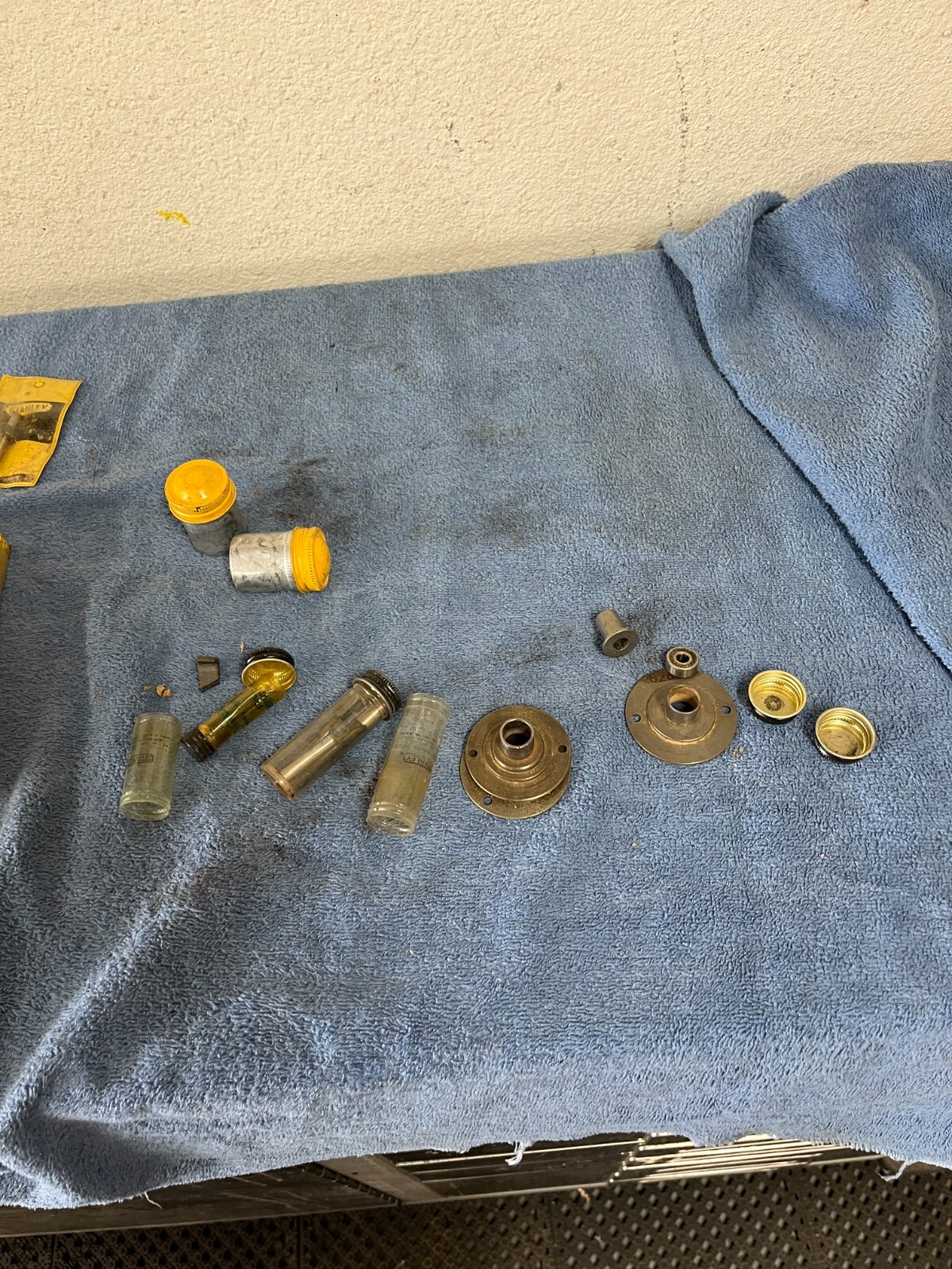 VTG Stanley Router 91258 1 HP lights,guide and a bunch of bits. | eBay