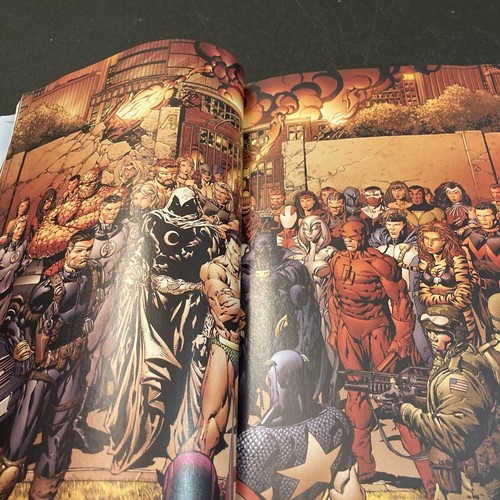 New Avengers TPB Modern Era Epic Collection Vol 1 Assemblato Marvel Comics *LEGGI* - Foto 4 di 10