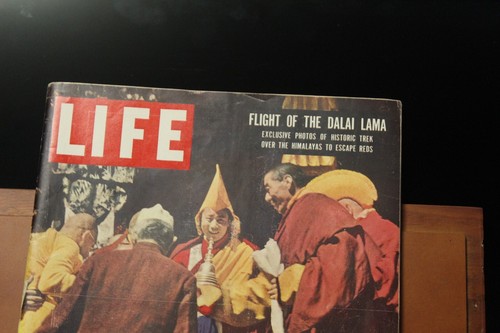 LIFE Magazin Apri 1951 Flug des Dalai Lama Foto historische Wanderung Himalaya - Bild 4 von 17
