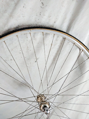 Paire De Roues Campagnolo Record 700c – Moyeux Campy – 32 Rayons – 126/100 Mm – Italie
