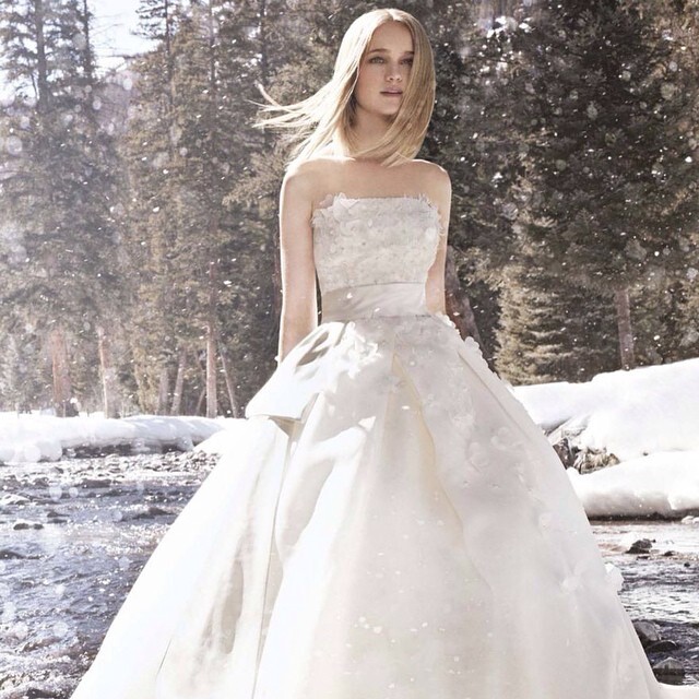 david's bridal organza wedding dress Size 2 David's Bridal WG3830 White Gown Bridal Sense