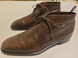 salvatore ferragamo chukka boots