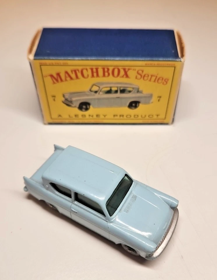 Matchbox Ford Anglia HARRY POTTER RW 1-75 Nr. 7 in mint inkl exzellente Box - Bild 4 von 4