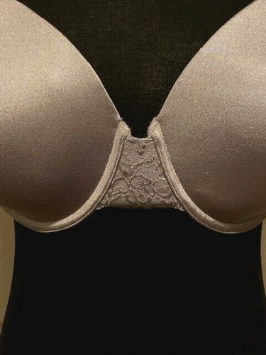 Reggiseno con ferretto grigio argento taglie forti con orlo in pizzo ricamato taglia 42C - Foto 2 di 7