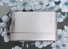 Silver Sony Cyber-shot DSC-T200 8.1MP Compact Digital Camera 5x Optical Zoom