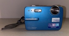 Olympus Stylus 550WP Waterproof Digital Camera 10MP 3x Optical Zoom Blue Untestd