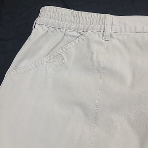 Cabelas Bush Shorts Mens 42 (Actual 40x4.5) Beige Elastic Waist Mid Rise Pockets - Picture 13 of 13