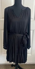 Women’s Size Large Black Elegant Simply Vera - Vera Wang Pleated Mini Dress