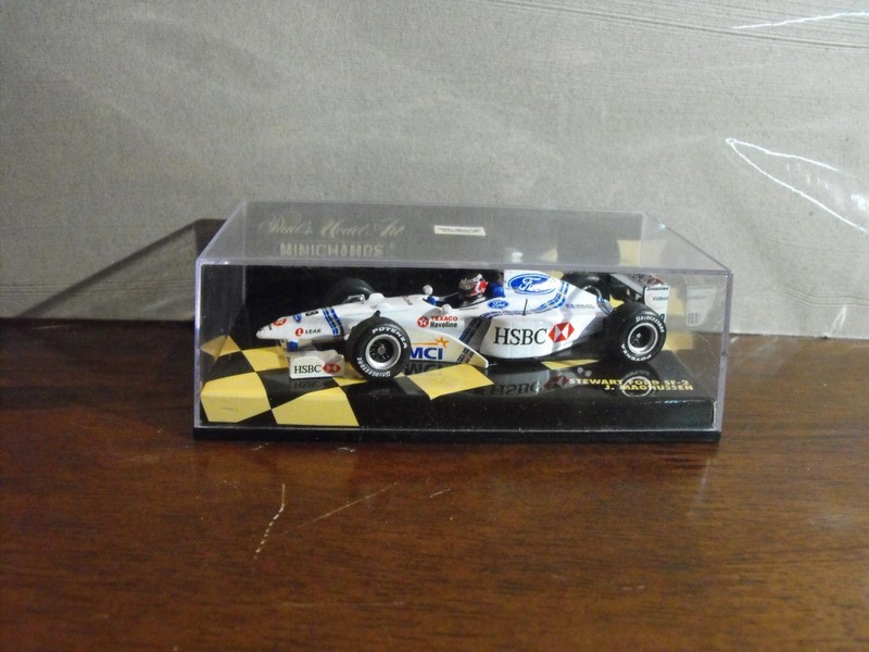STEWART FORD SF-2 J. MAGNUSSEN in 1/43 scale by MINICHAMPS
