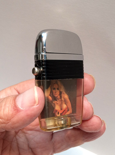 VINTAGE NOS 1960'S SCRIPTO VU CIGARETTE LIGHTER~NEVER BEEN USED~RARE~SEE PHOTOS