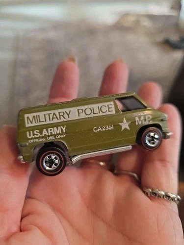 Vintage 1974 hot wheels redline super van NICE