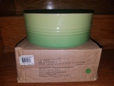 Le Creuset Large 2.25 Quart Palm Green Souffle Dish 